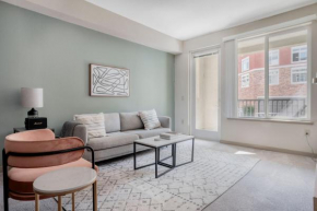 Dublin 2br w gym ac parking nr BART shops SFO-1419